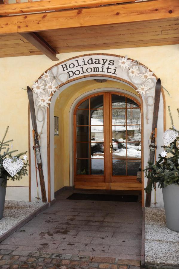 Holidays Dolomiti Apartment Resort Carisolo Luaran gambar